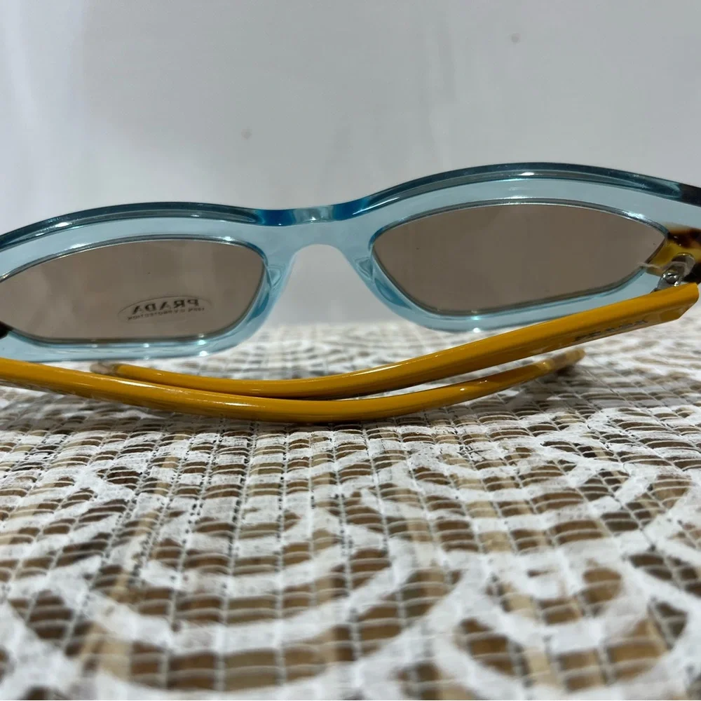 Prada PR 11VSF Sunglasses | Cat Eye Style | New with Sticker | No Box - Picture 11 of 11